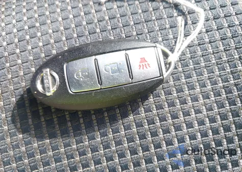 2011 Nissan Versa 1.8Sl z USA, uszkodzony, nr VIN 3N1BC1CP1BL415920